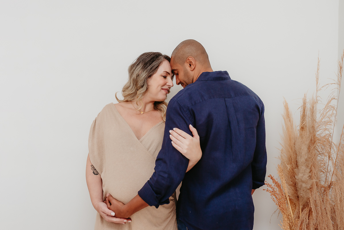 Ensaio gestante em estúdio Freguesia Rio de Janeiro