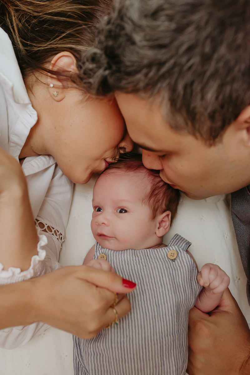 Foto newborn recem nascido em casa Macae Rio das Ostras