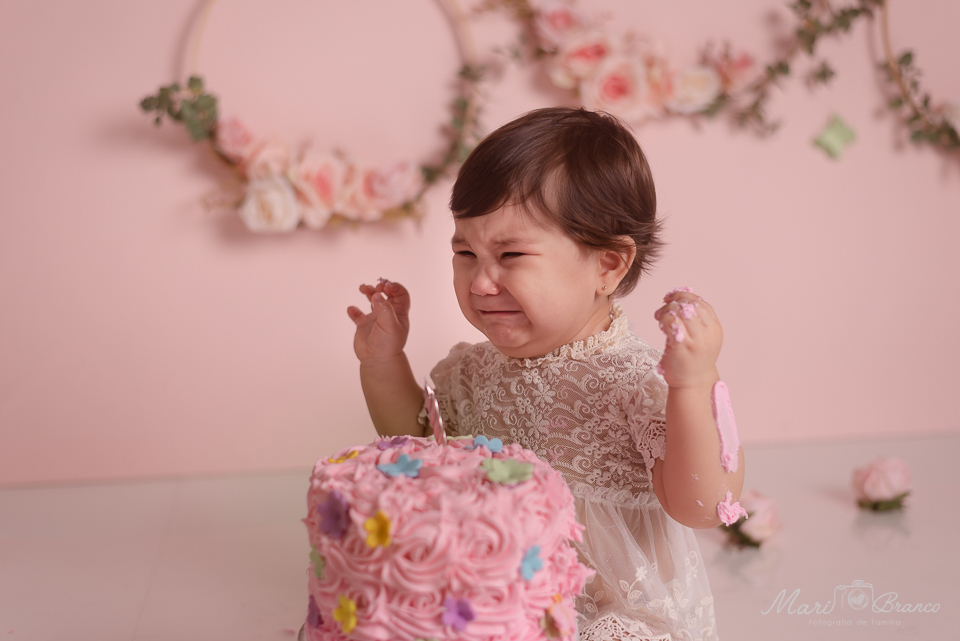 Ensaio Samsh the cake menina tema flores e jardim encantado Freguesia Jacarepagua
