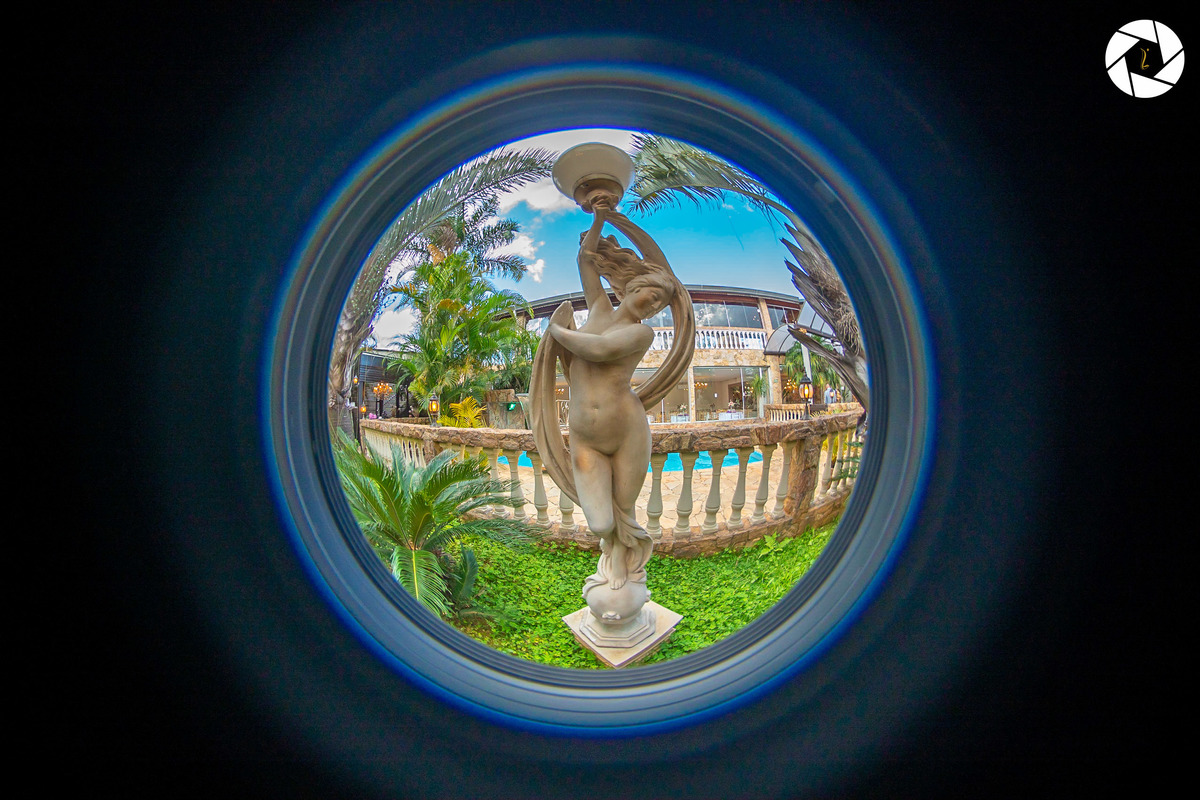 Casamento_Fotografo de Casamento_Cinegrafista de_Cine_Drone_ Casamento_ Espaço_Recanto Miami_Local Lindo_Cerimonia de Casamento_Guarulhos_Lagoa Azul_Decoração_Fotos Jornalisticas_Lustres_casal_Foto_pousada