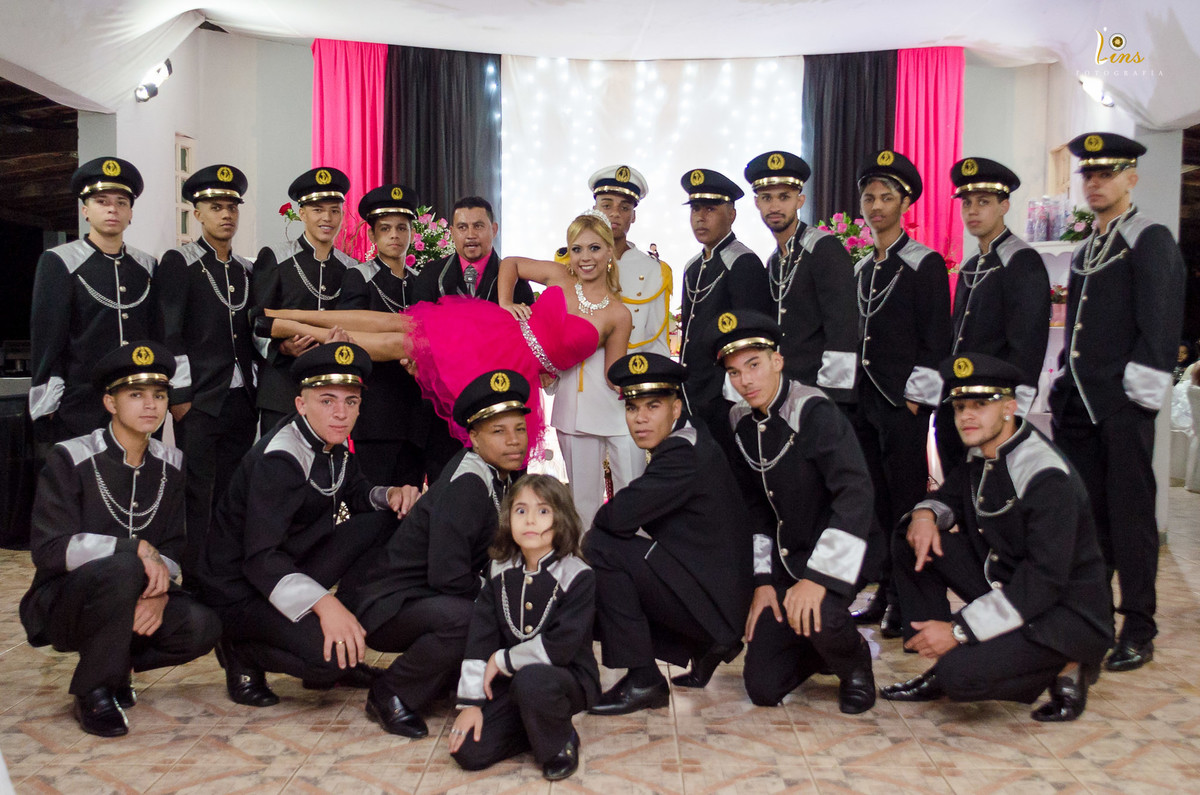 todos os príncipes em foto de 15 anos