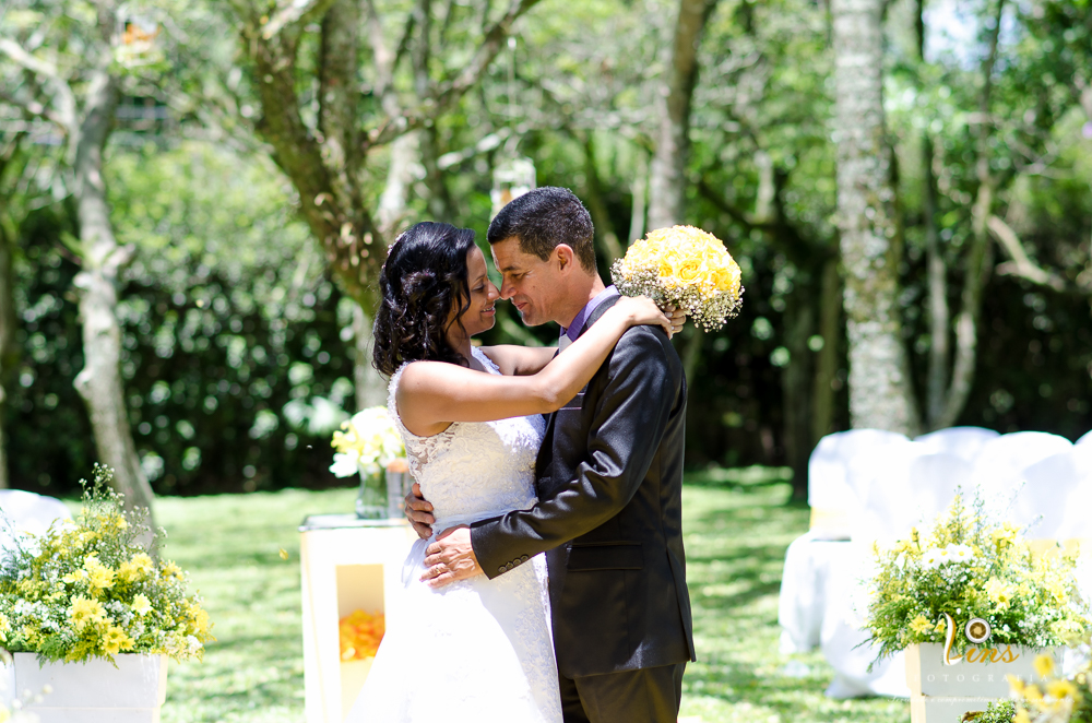 Fotos-de-Casamento-Sitio-Azaleia-Arujá-Lins-Fotografia-Fotografo-de-Guarulhos-SP