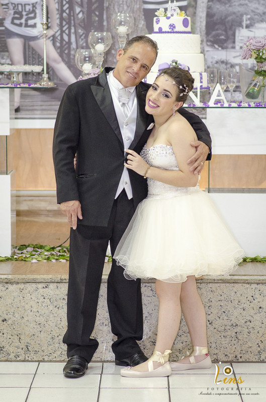 debutante e seu pai posando pra foto