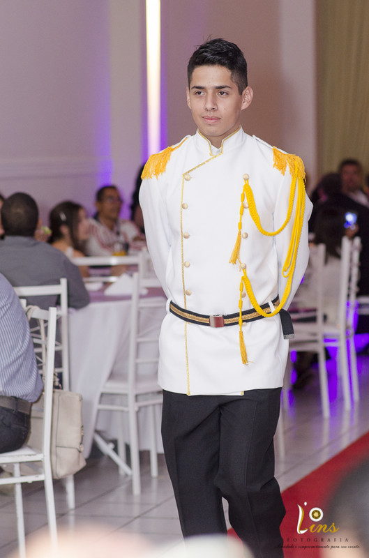 entrada do principe na festa de 15 anos