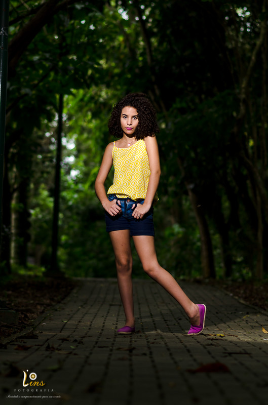 debutante posando pra foto antes da festa