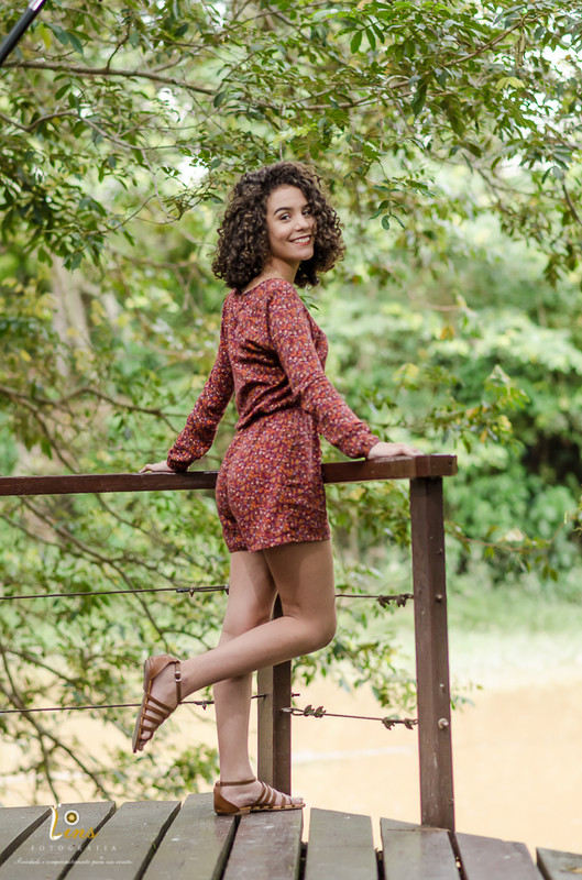 debutante pousando pra foto antes da festa