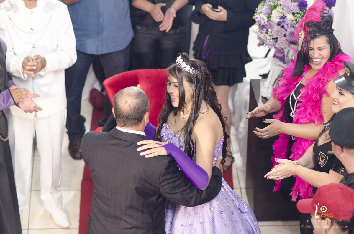 vestido longo lilas debutante