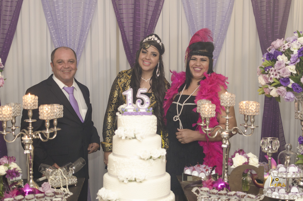 mesa do bolo debutante festa fantasia