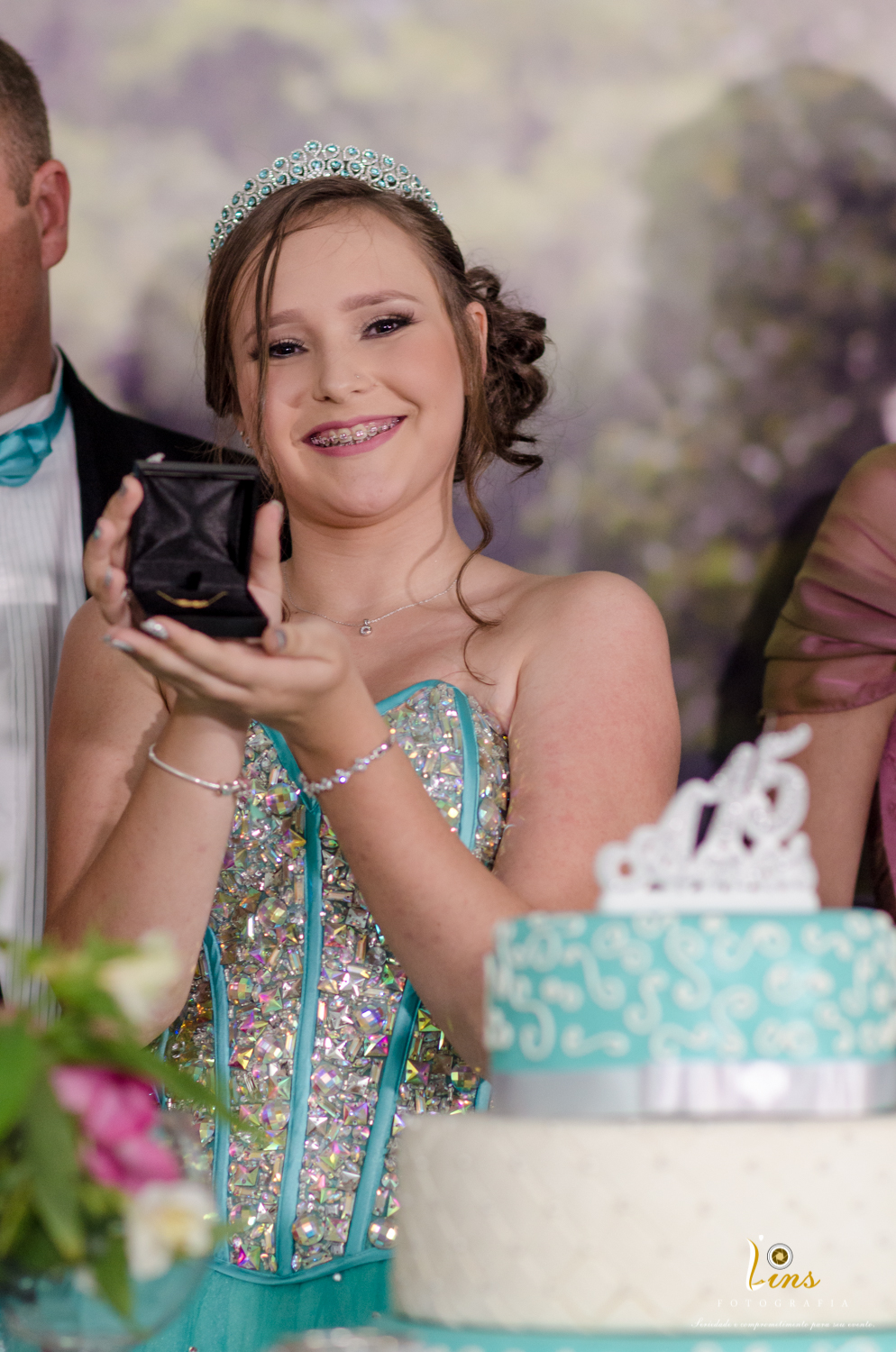 debutante com presente