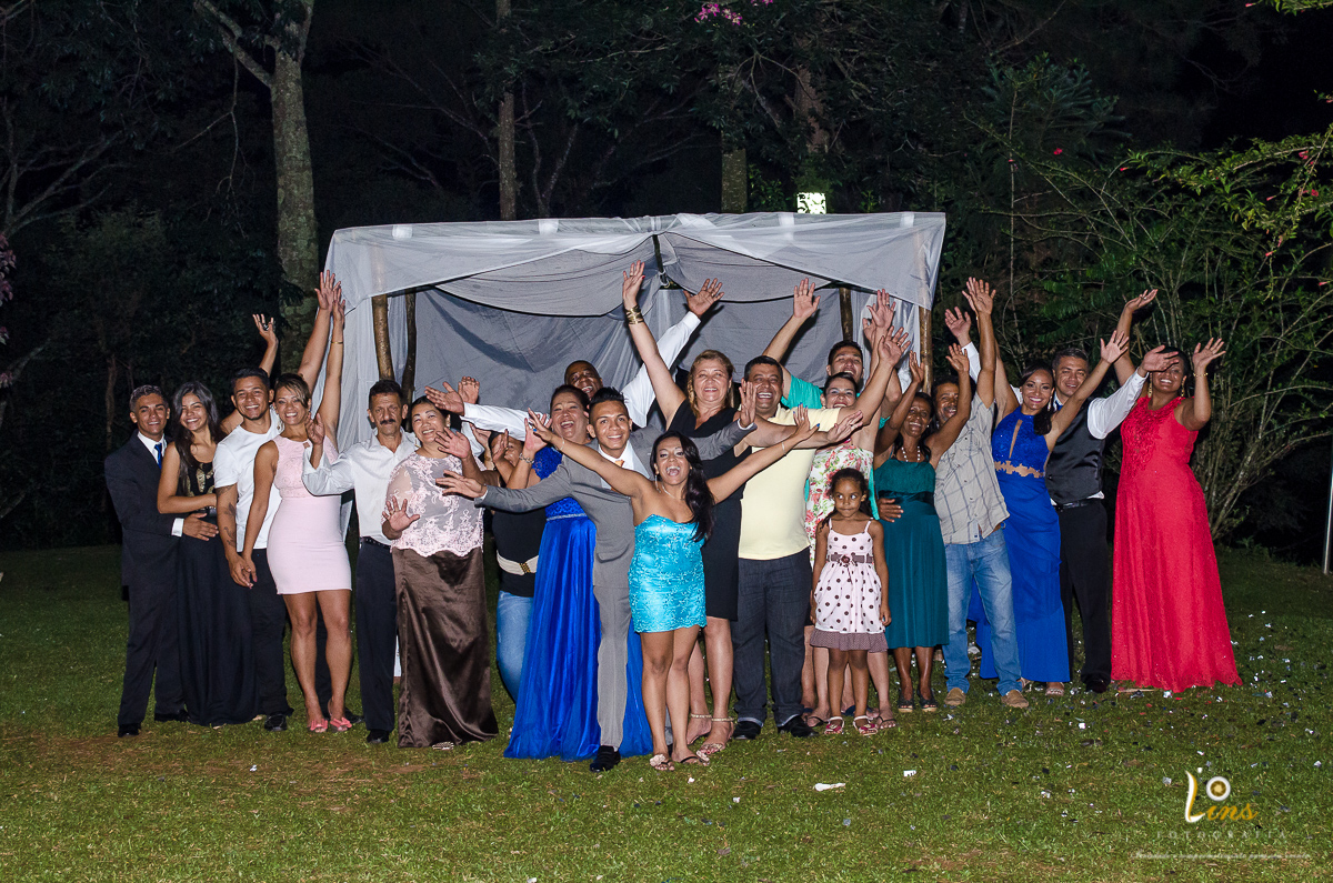 foto da família no jardim do sitio