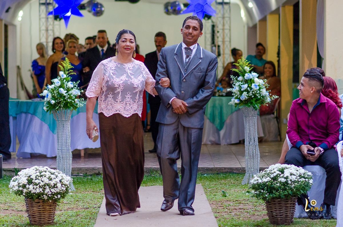 entrada no noivo com sua mãe