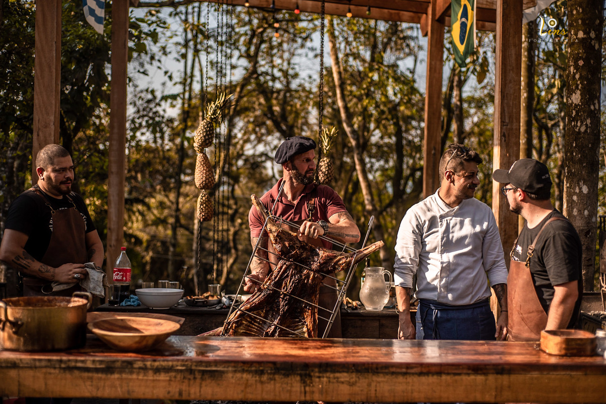 Espaço Sausalito -  Clube Carvão churrasco gaucho parrilha argentina  corte Nobre de Churrasco
