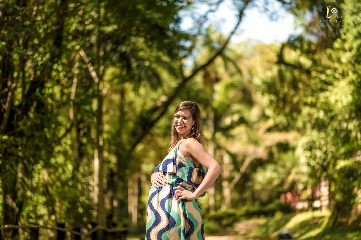 gestante olhando para seu marido