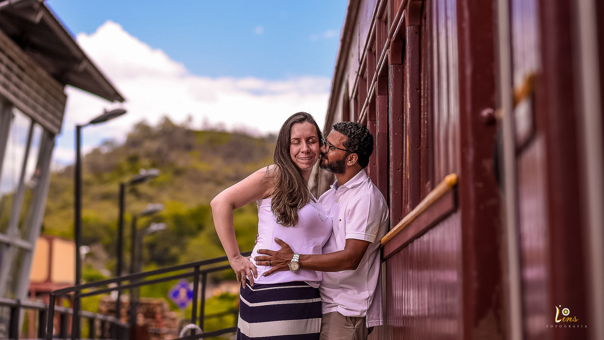 casal se beijando no maria fuma de guararema