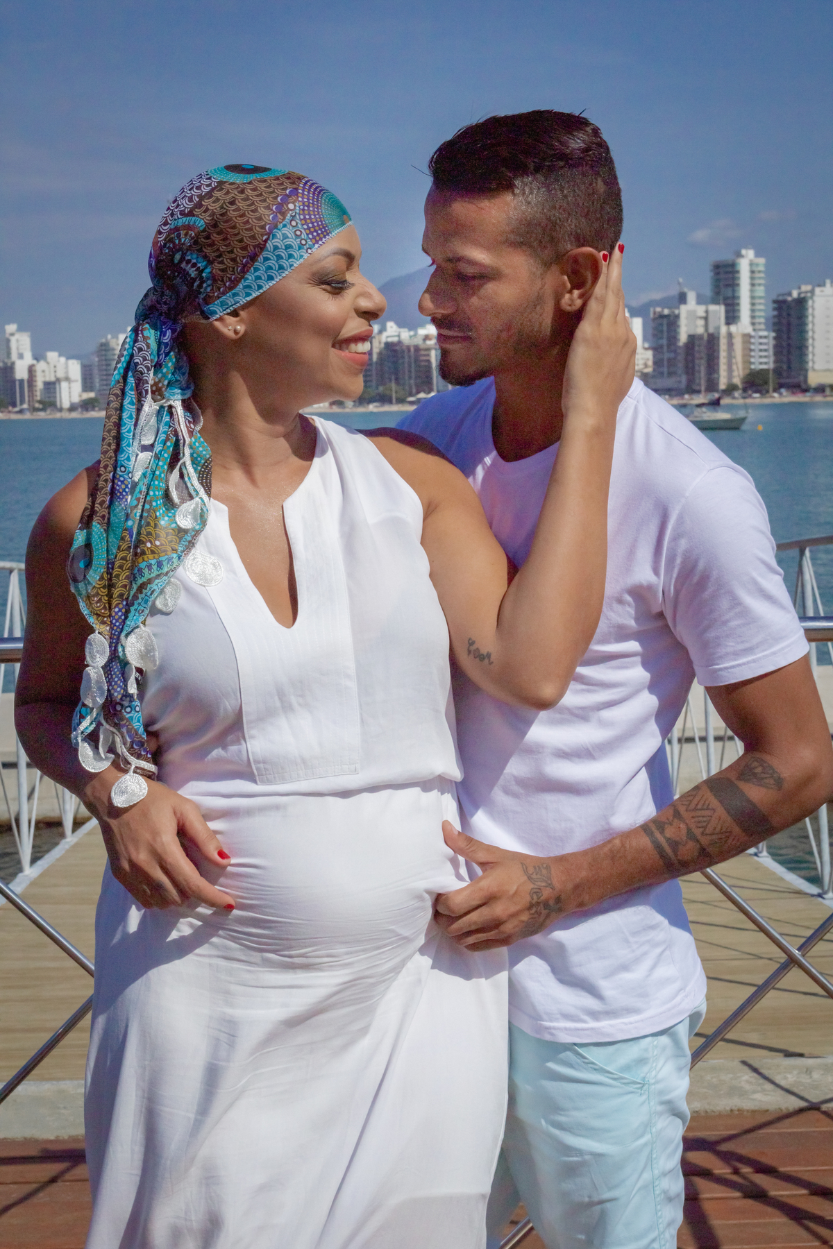 Adriana e Gabriel à espera de Benjamim por Cristiane Libardi em Guarapari/ES