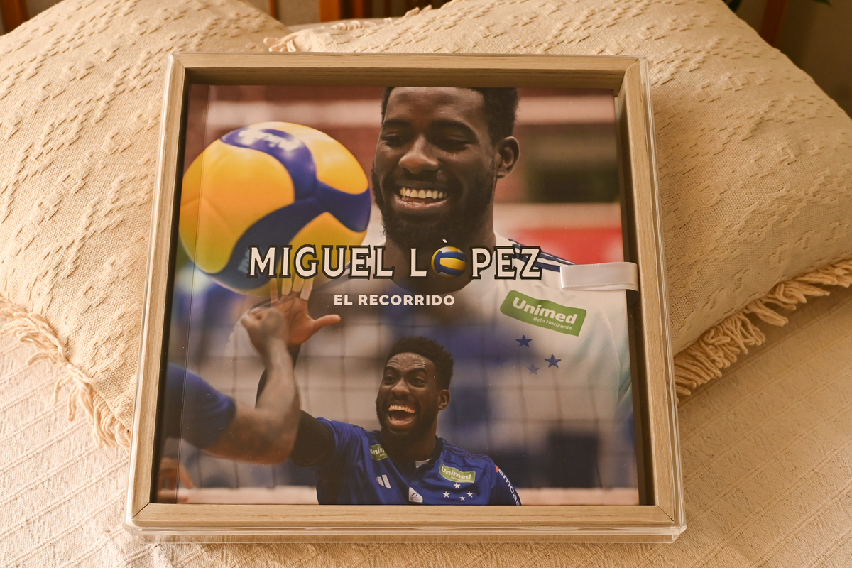 Miguel_Lopez_volei_sada