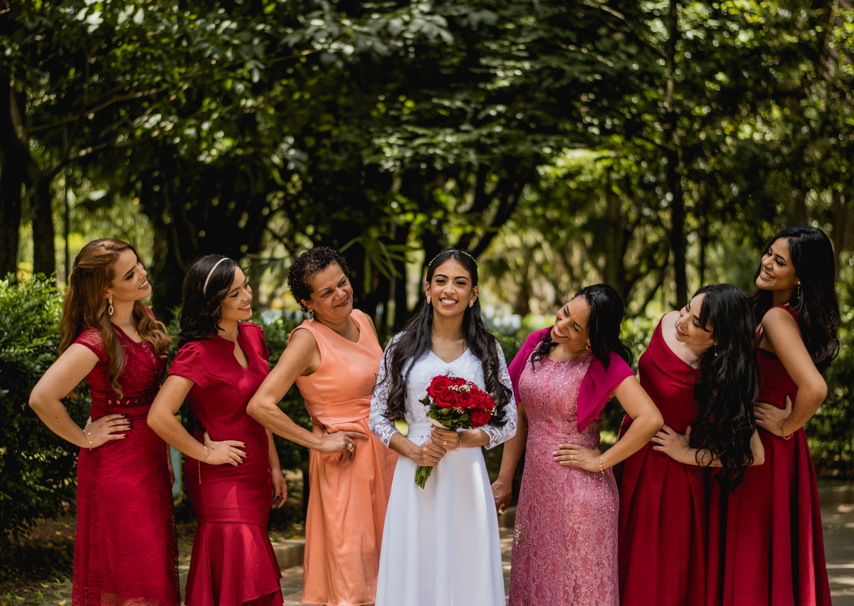 noiva e amigas