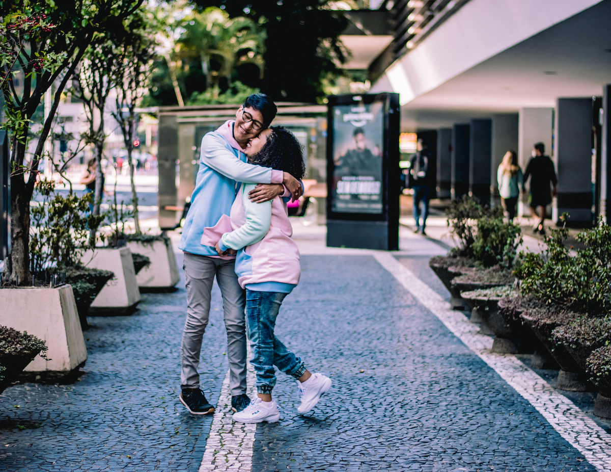 ensaio de casal na rua 