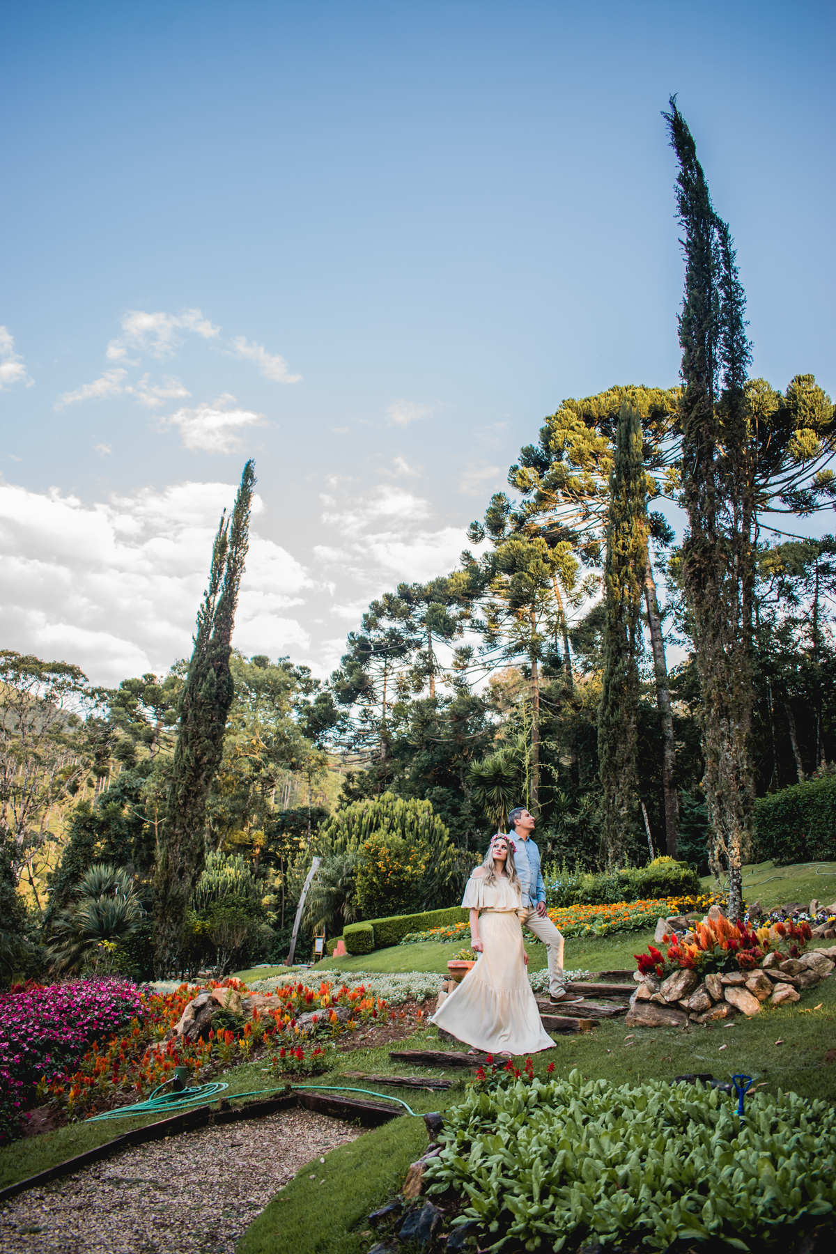 mar de  nuvens no por do sol