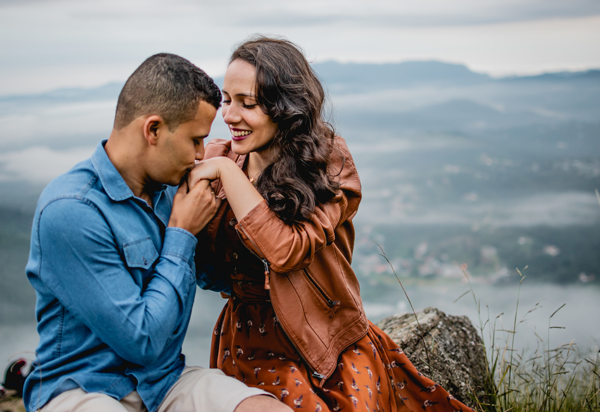 pre wedding nas nuvens 