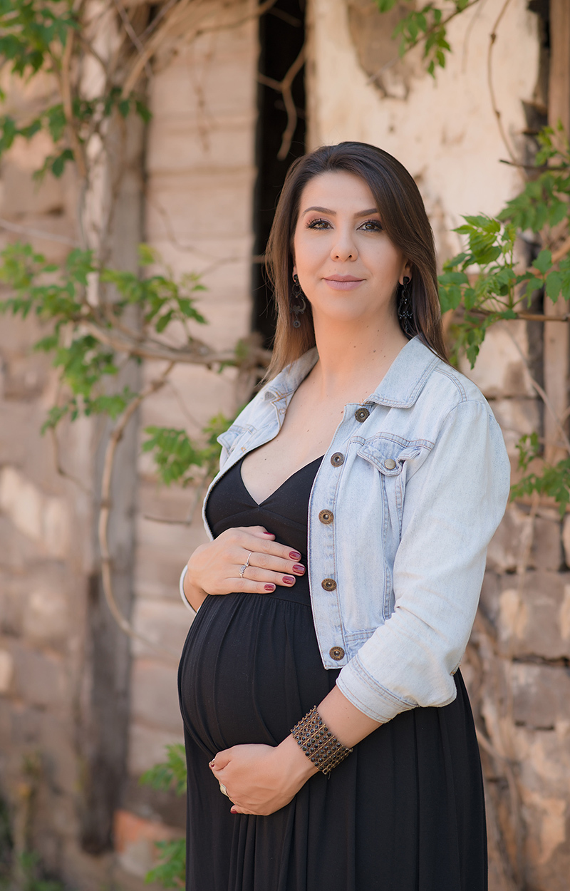 foto gestante caxias do sul fotografa morgana perini casaco jeans e blusa preta
