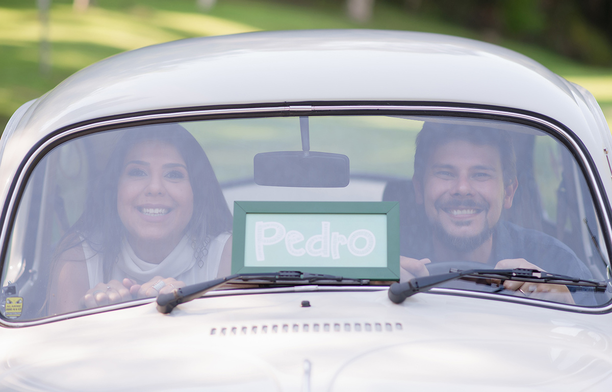 foto gestante caxias do sul fotografa morgana perini casaco casal dentro do fusca