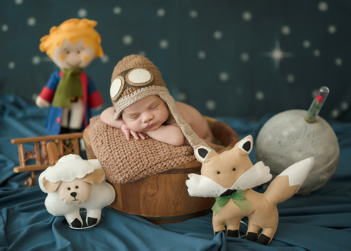 foto de bebe em caxias do sul fotografa morgana perini bebe em cenário pequeno principe