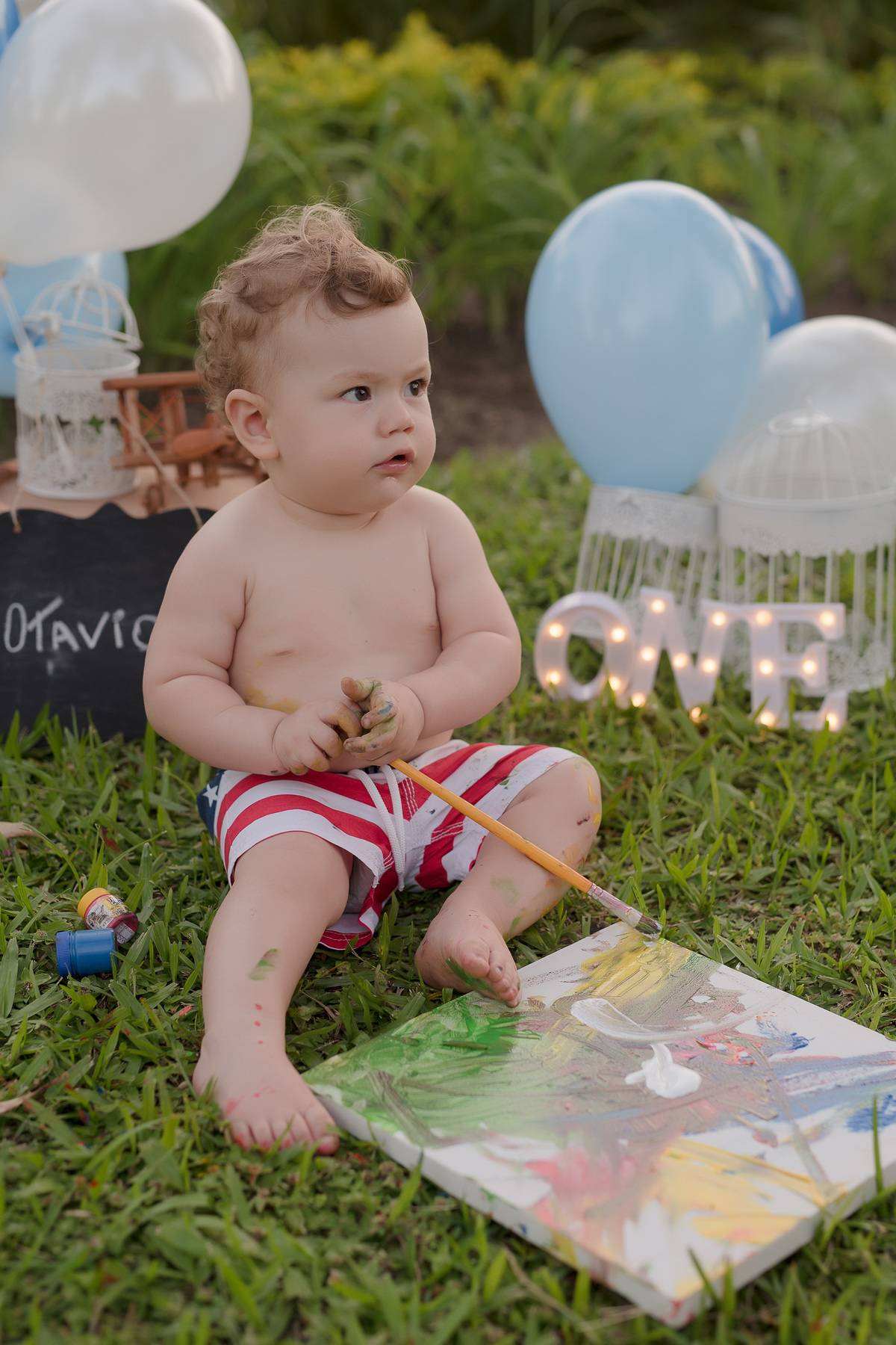 foto de familia em caxias do sul fotografa morgana perini bebe pintando tela
