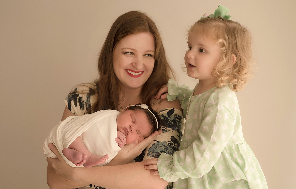 foto de recem nascido em caxias do sul fotografa morgana perini mae e filhas