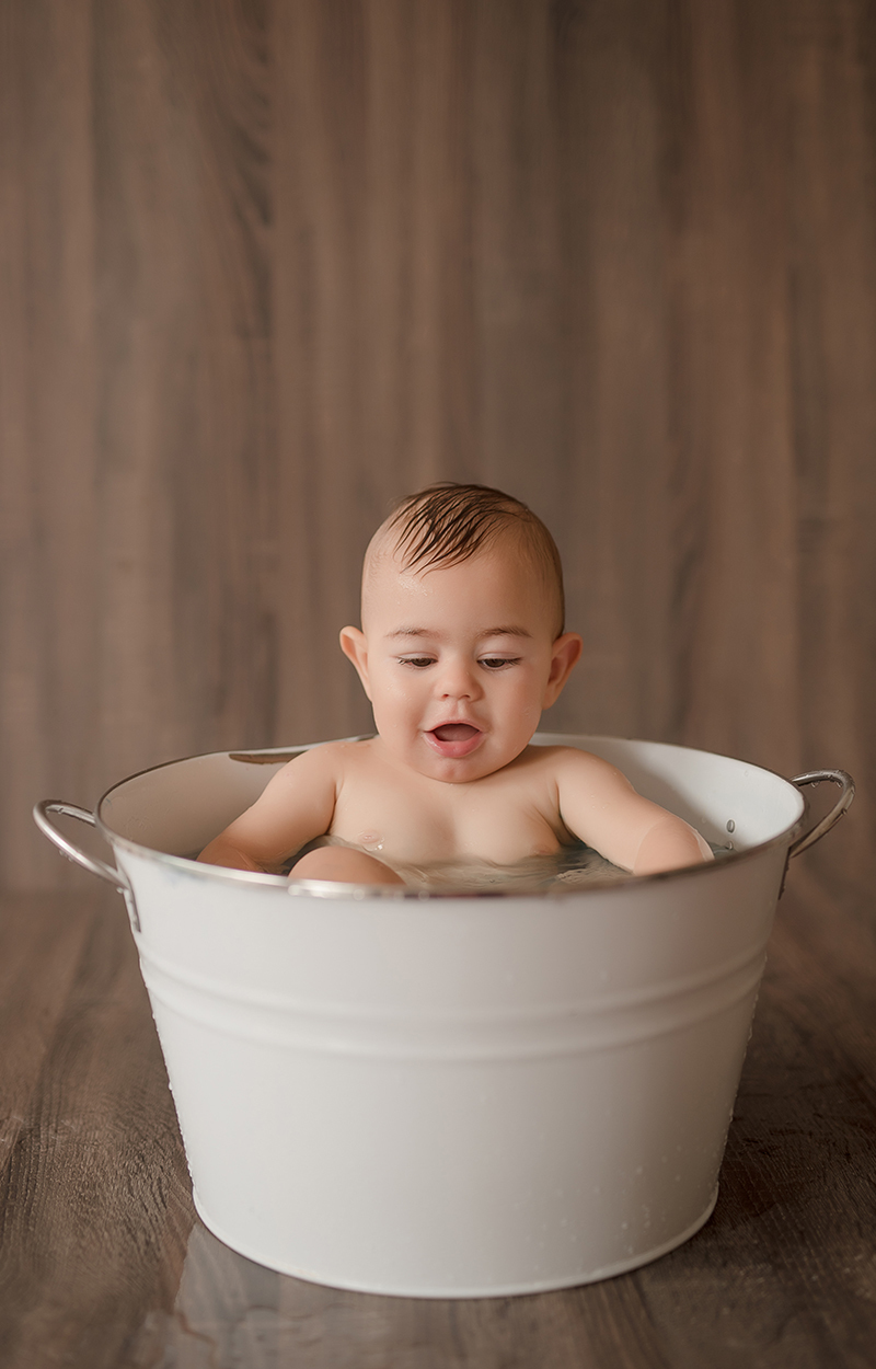 foto de bebe em caxias do sul fotografa morgana perini bebe tomando banho