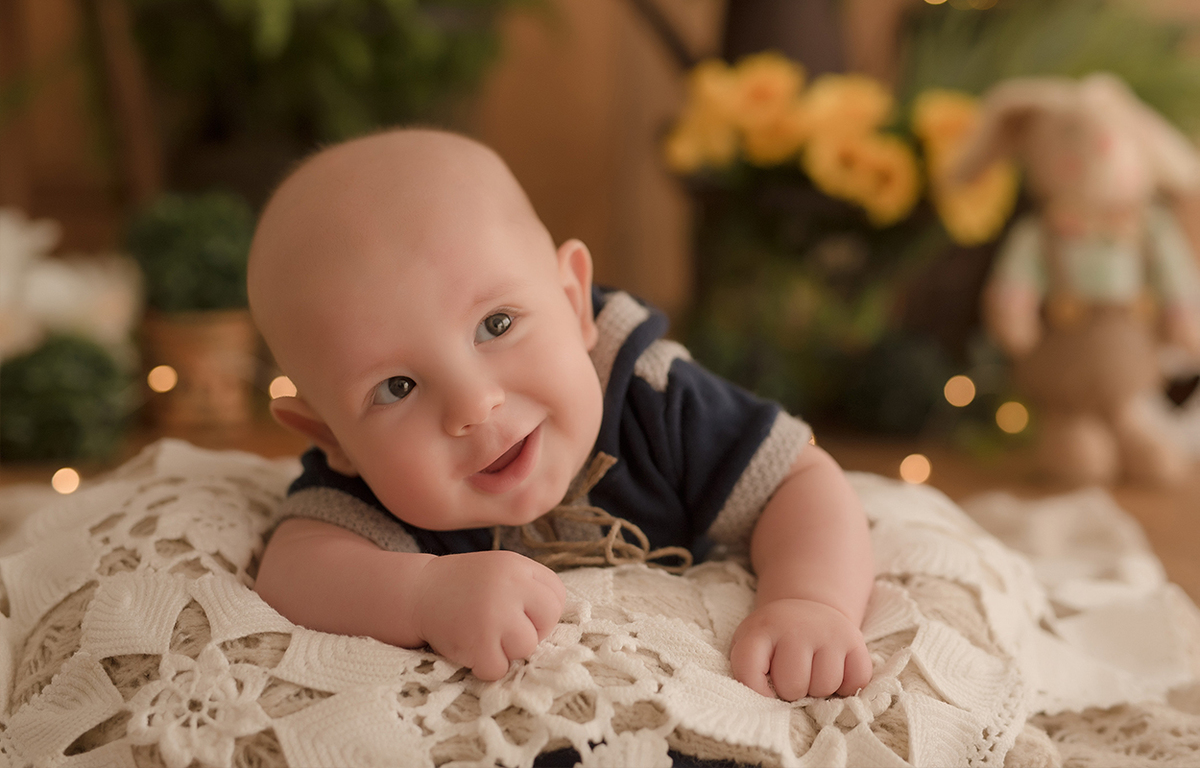 foto de bebe em caxias do sul fotografa morgana perini bebe deitadinho de bruços