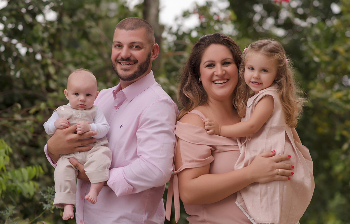 foto de bebe em caxias do sul fotografa morgana perini familia com seus filhos