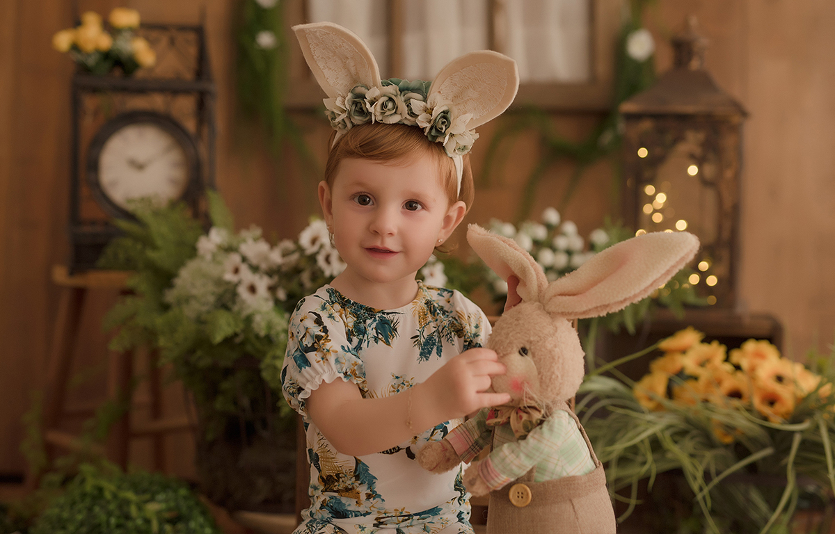 foto de bebe em caxias do sul fotografa morgana perini menina com coelho