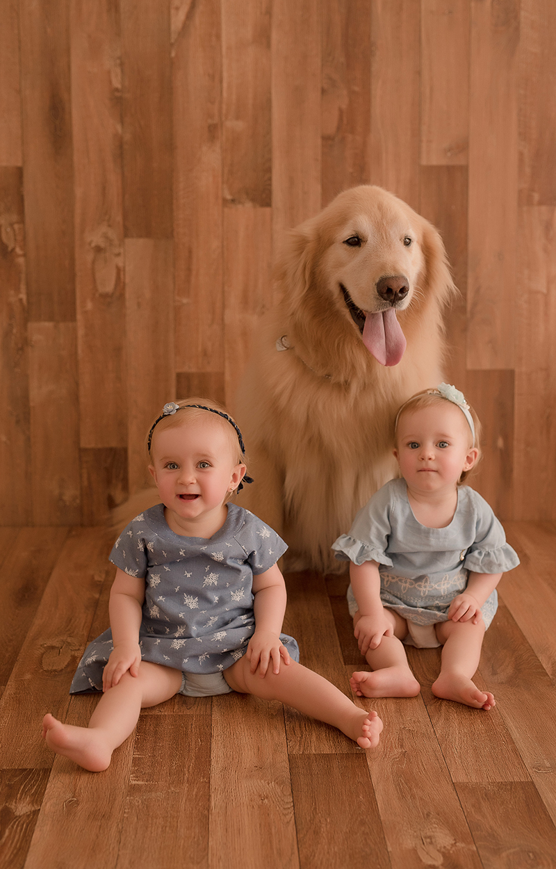 foto de gemeas em caxias do sul fotografa morgana perini meninas com cachorro