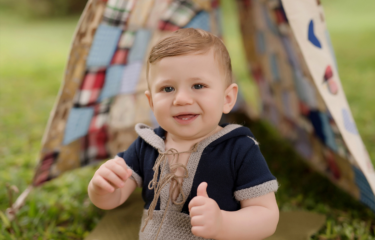 foto de bebe em caxias do sul fotografa morgana perini menino fazendo certinho
