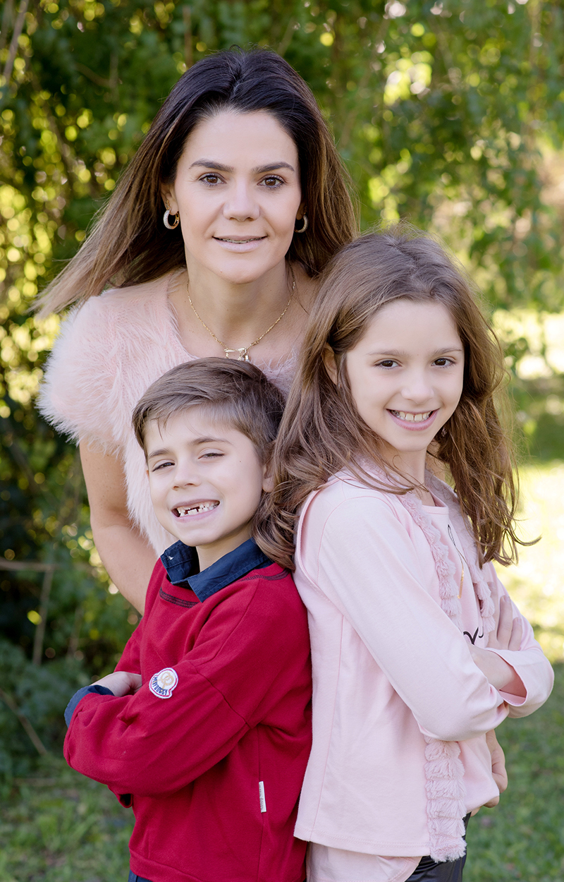 foto de familia em caxias do sul fotografa morgana perini familia sorrindo