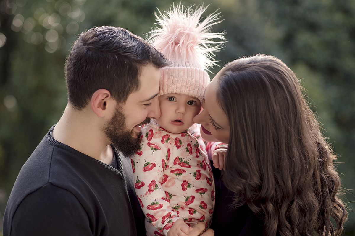 Foto de bebe em caxias do sul fotografa morgana perini pais roupa preta bebe estampado rosa