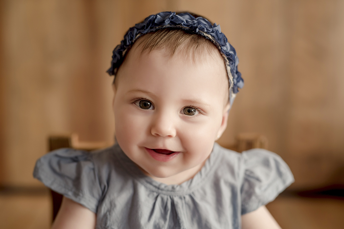 Foto de bebe em caxias do sul fotografa morgana perini bebe sorrindo