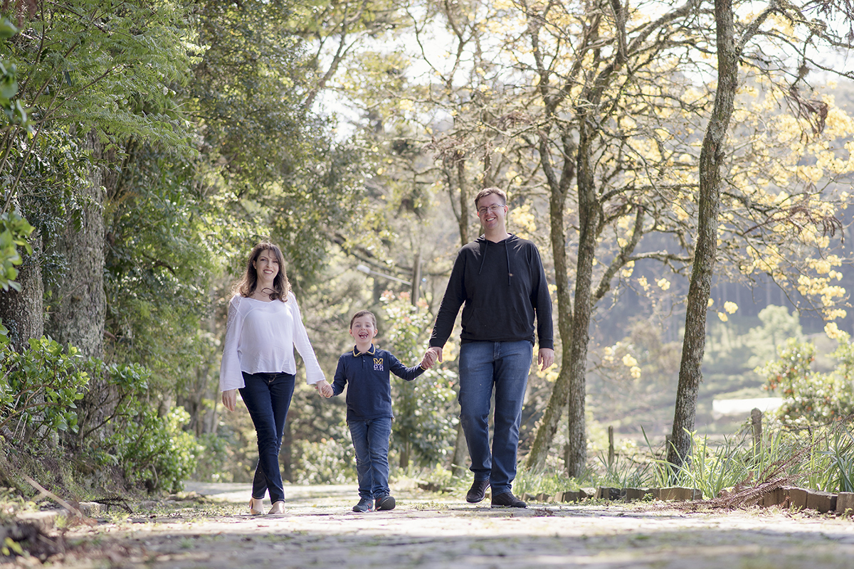 foto de bebe em caxias do sul fotografa morgana perini com marido e filho