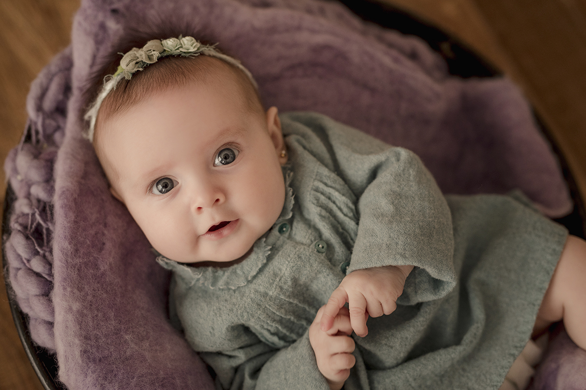 foto de bebe em caxias do sul fotografa morgana perini menina sorrindo