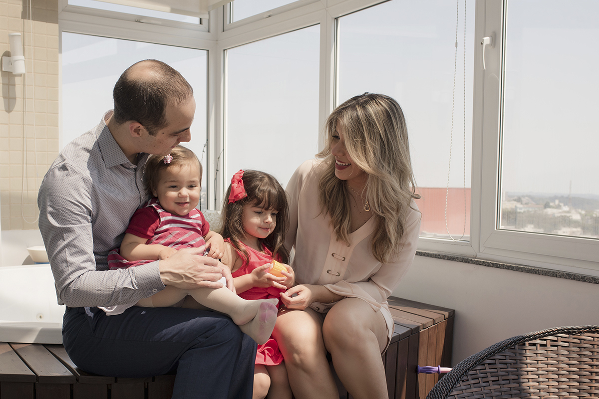 Foto de familia em caxias do sul fotografa morgana perini familia proxima a banheira