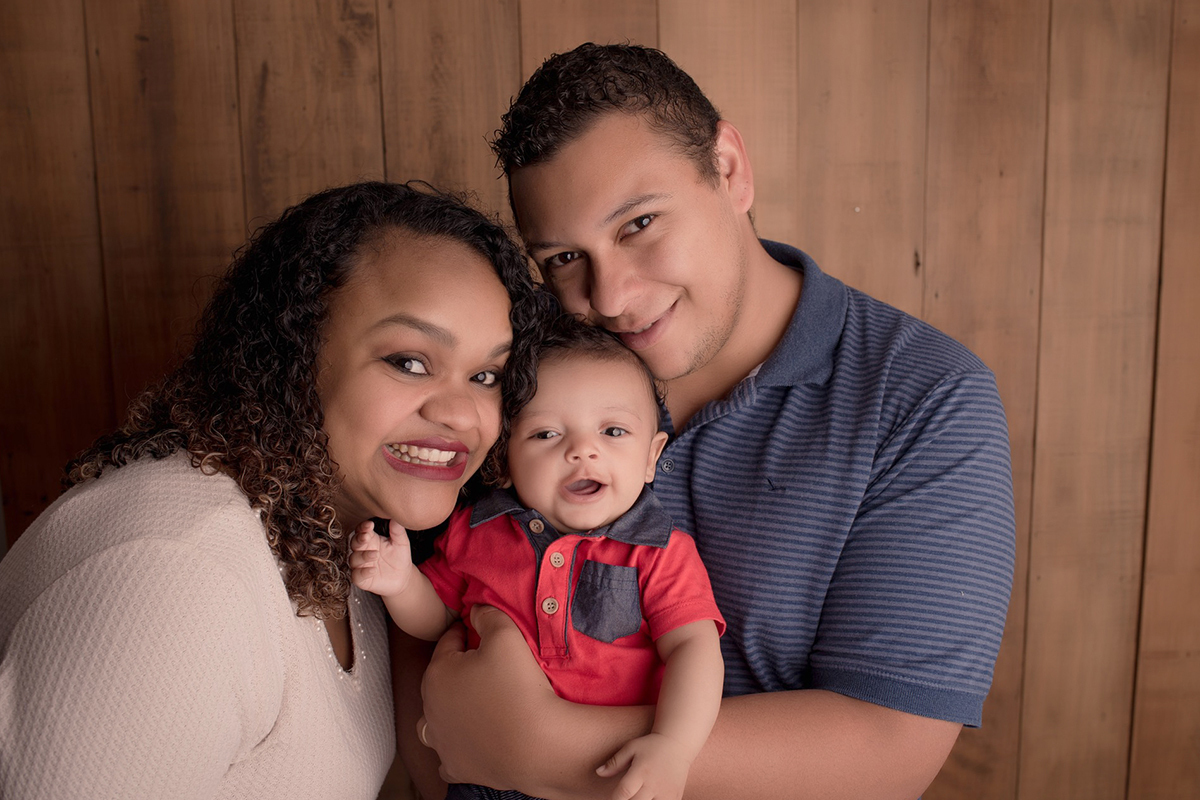 Foto de bebe em caxias do sul fotografa morgana perini familia bebe no colo