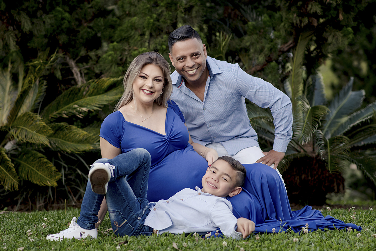 Foto de gestante em caxias do sul fotografa morgana perini familia em tons de azul