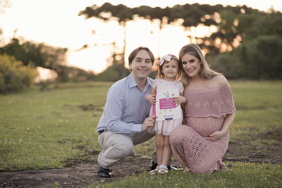Foto de gestante em caxias do sul fotografa morgana perini familia com menina