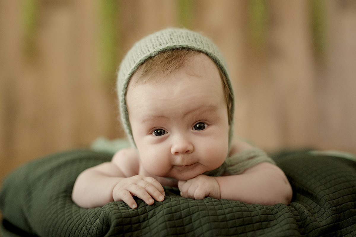 Foto de bebe em caxias do sul fotografa morgana perini bebe verde
