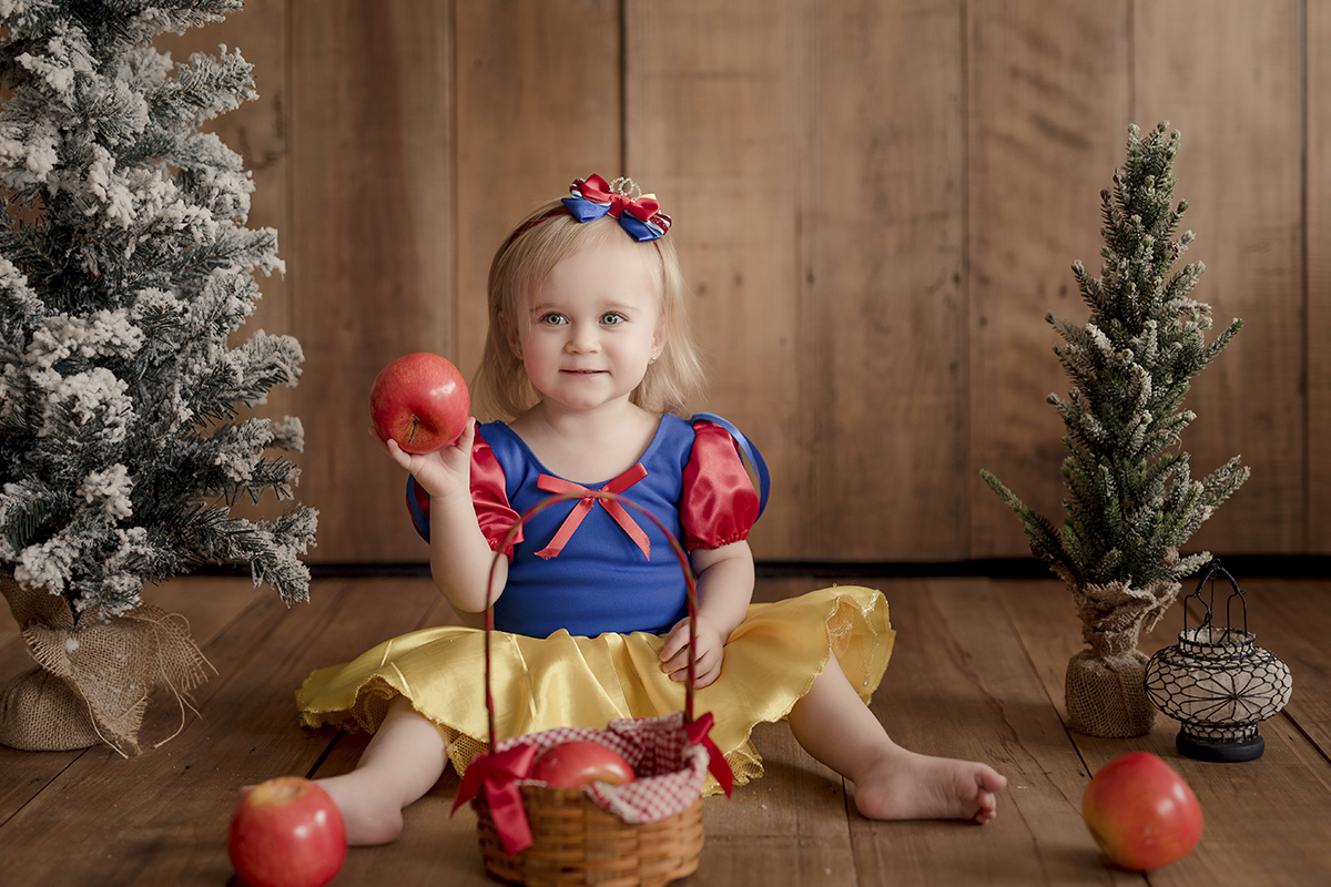 Foto criança em caxias do sul fotografa morgana perini menina branca de neve