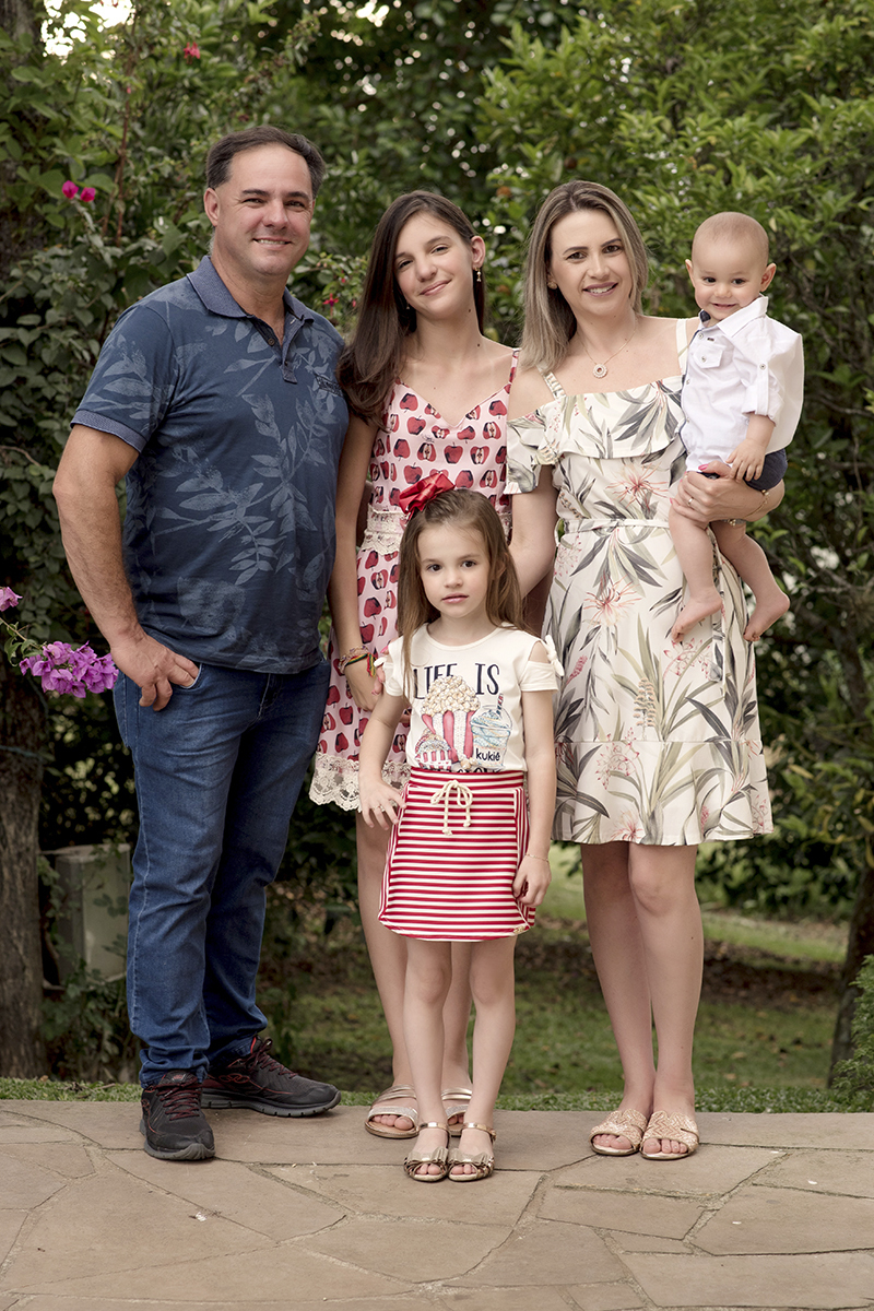 Foto de bebe em caxias do sul fotografa morgana perini familia no jardim