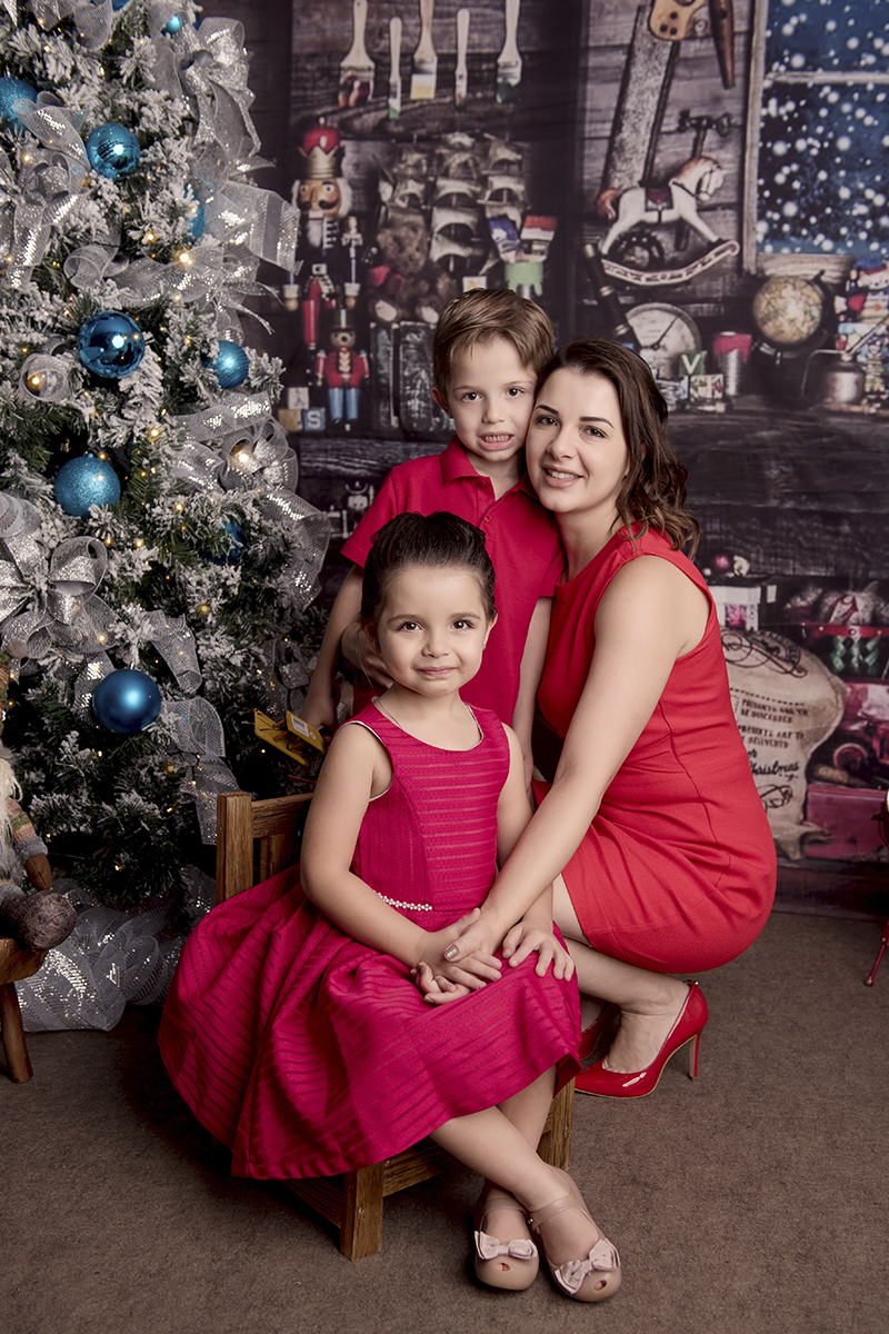  Foto criança em caxias do sul fotografa morgana perini mae e filhos de vermelho