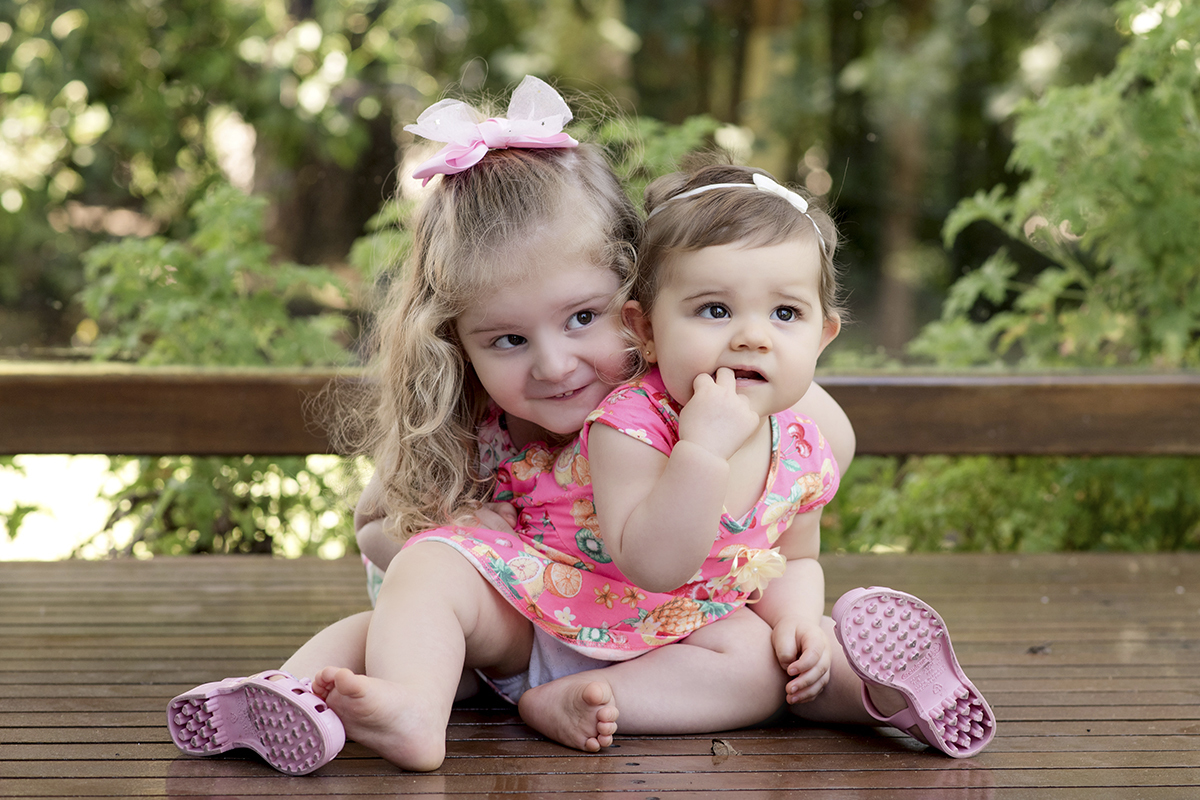 Foto de bebe em caxias do sul fotografa morgana perini irmas vestidos rosas