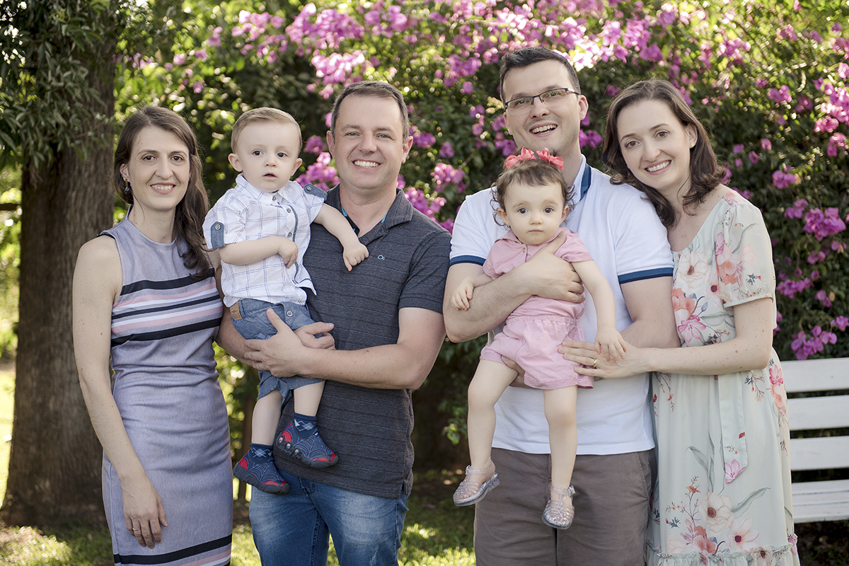 Foto criança em caxias do sul fotografa morgana perini familia unida crianças